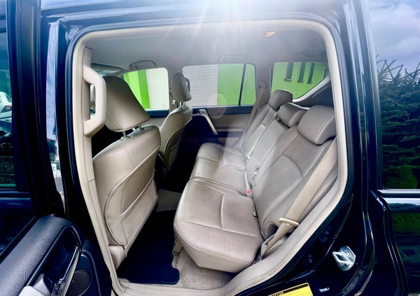 Toyota Land Cruiser cena 124800 przebieg: 224600, rok produkcji 2012 z Wałbrzych małe 79